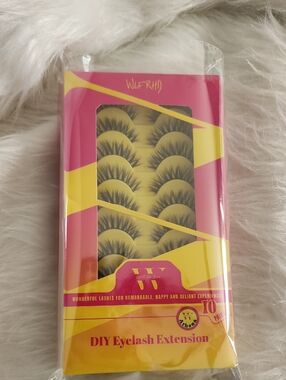 DIY Eyelash Extension